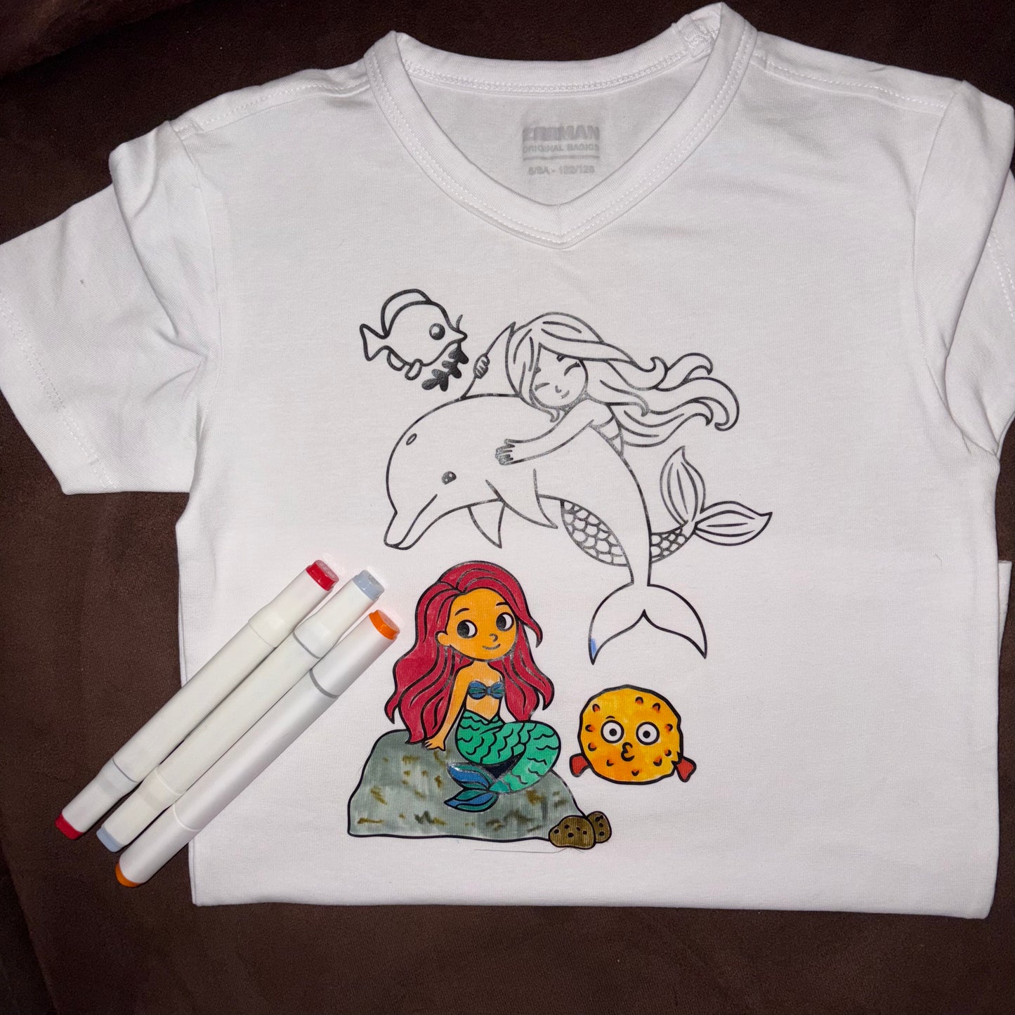 T-shirt to color yourself - own image