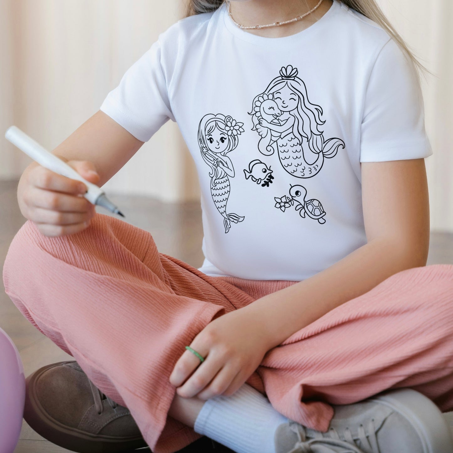 T-Shirt om zelf in te kleuren - Zeemeerminnen zeepaardje